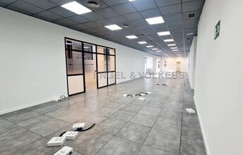 Office in Barcelona, Barcelona for lease Interior Photo- Image 2 of 5
