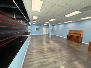 2120-2150 Artesia Blvd, Torrance, CA for lease Interior Photo- Image 2 of 10