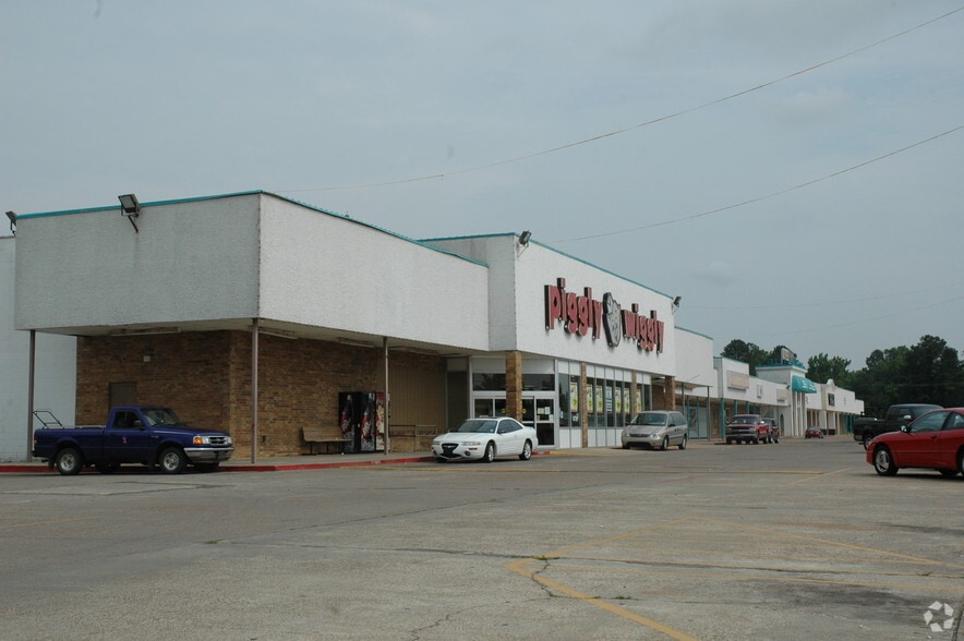 501 S Main St, Springhill, LA for lease - Building Photo - Image 2 of 18