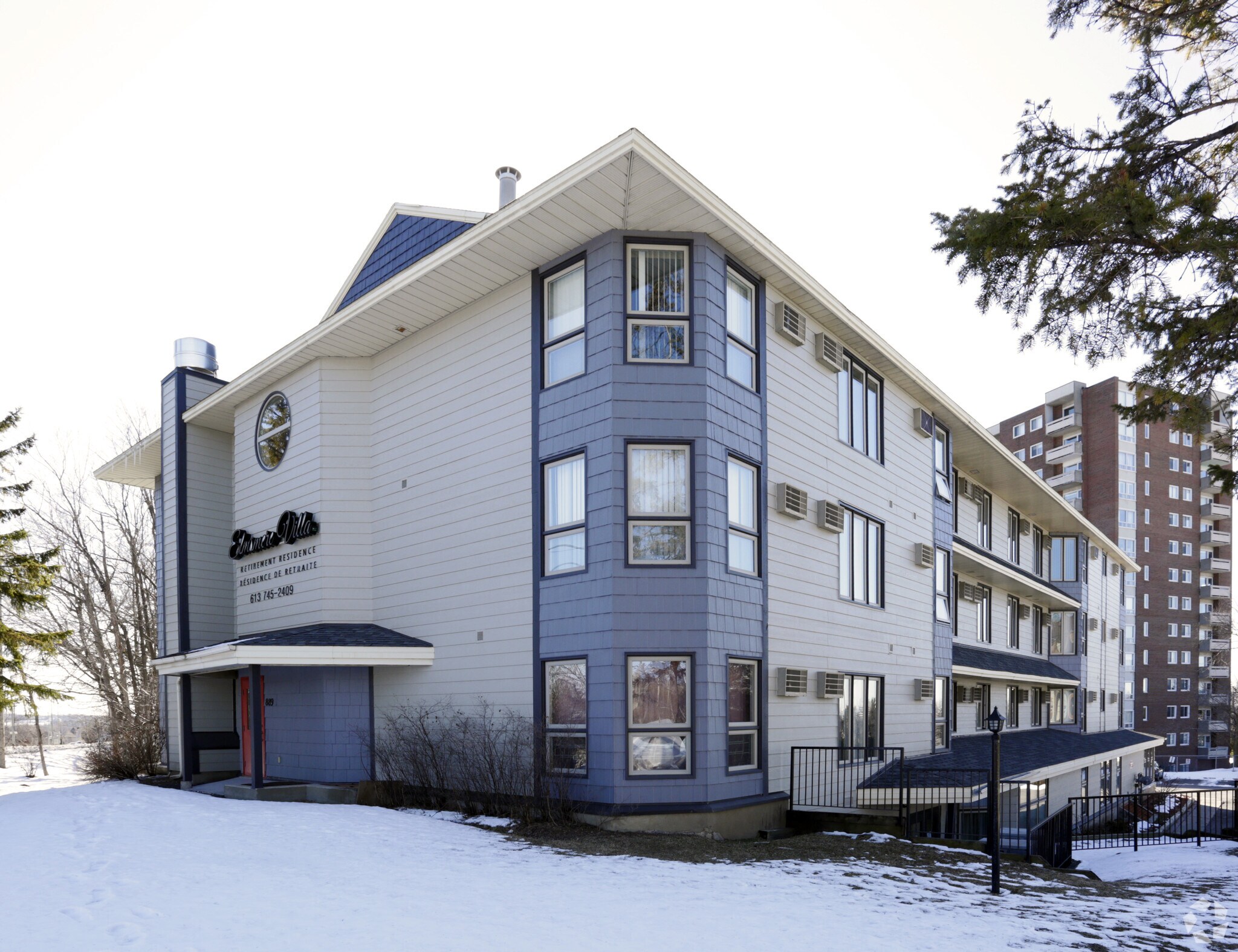 889 Elmsmere Rd, Gloucester, ON à vendre Photo principale- Image 1 de 1