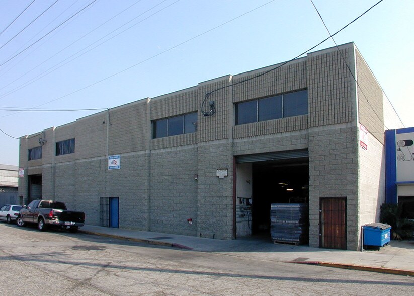 749-755 E 15th St, Los Angeles, CA à vendre - Photo du bâtiment - Image 2 de 9
