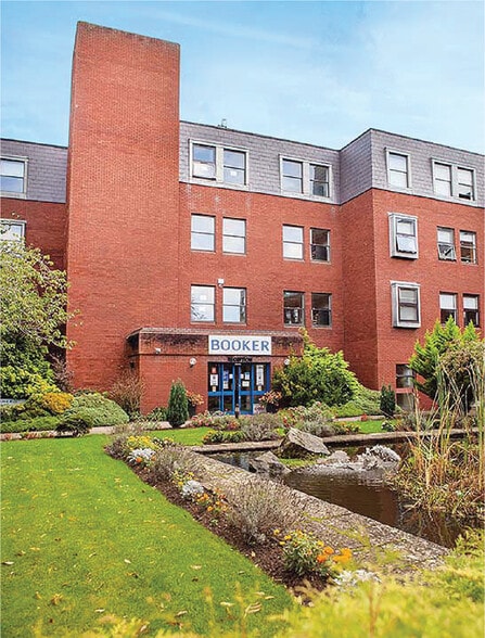 Irthlingborough Rd, Wellingborough for sale - Building Photo - Image 3 of 11