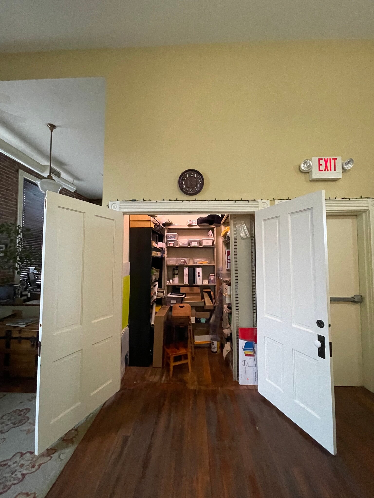 301 Washington St W, Charleston, WV for lease Interior Photo- Image 1 of 24