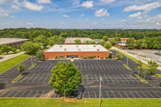 2080 Brentwood St, High Point, NC for lease Building Photo- Image 2 of 10