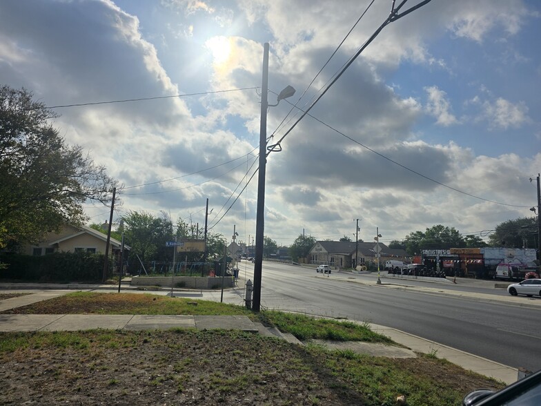 1307 Culebra Rd, San Antonio, TX for sale - Building Photo - Image 3 of 9