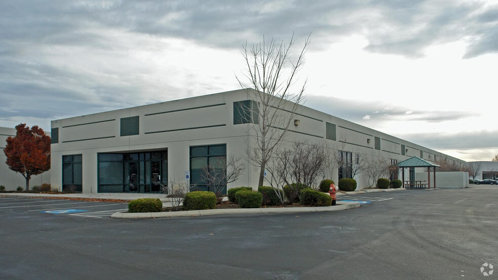 12553 W Explorer Dr, Boise, ID à vendre - Photo du bâtiment - Image 2 de 22
