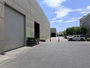 15278 El Prado Rd, Chino, CA à louer Photo intérieure- Image 2 de 7
