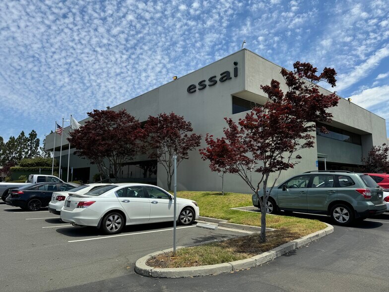 48580 Kato Rd, Fremont, CA à louer - Photo du bâtiment - Image 1 de 5