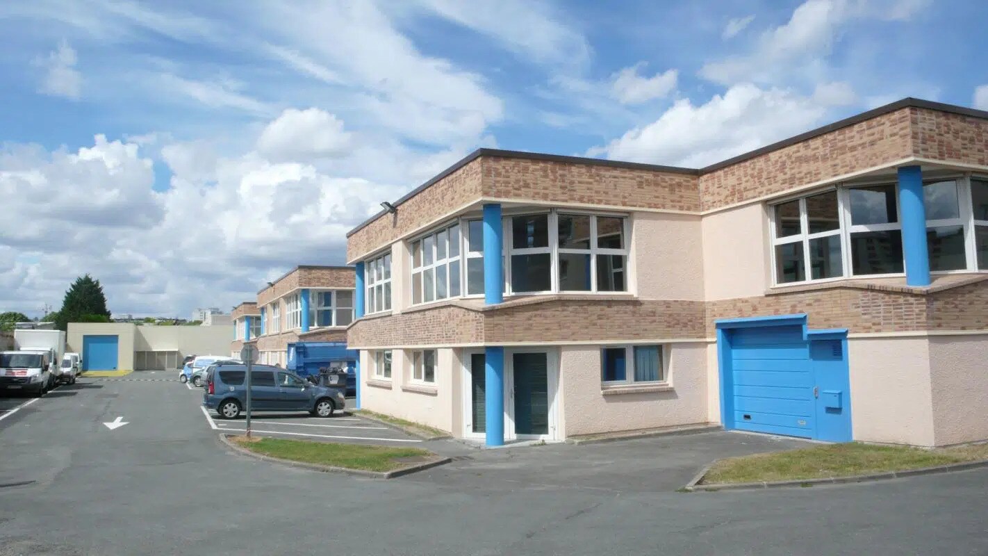 Industrial in Ivry-sur-Seine for lease Building Photo- Image 1 of 6