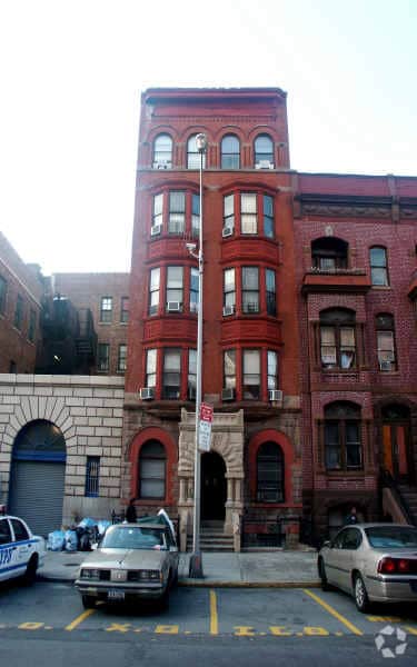 The Mott Haven 3 - Portfolio For Sale portfolio of 3 properties for sale on LoopNet.ca Primary Photo- Image 1 of 4