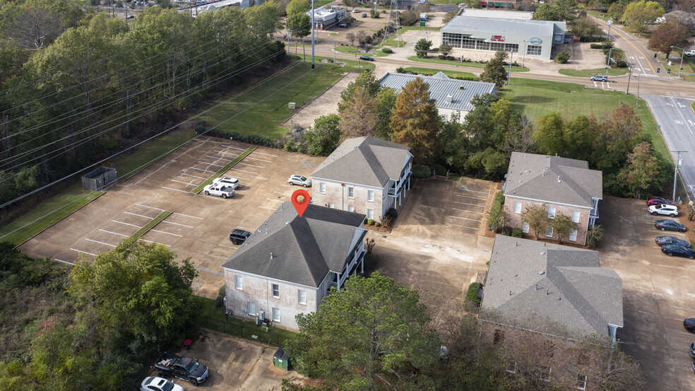 403-C Towne Center Blvd, Ridgeland, MS for sale - Building Photo - Image 2 of 43