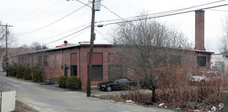 Plus de détails pour 27 Meadow St, Warwick, RI - Industriel à vendre