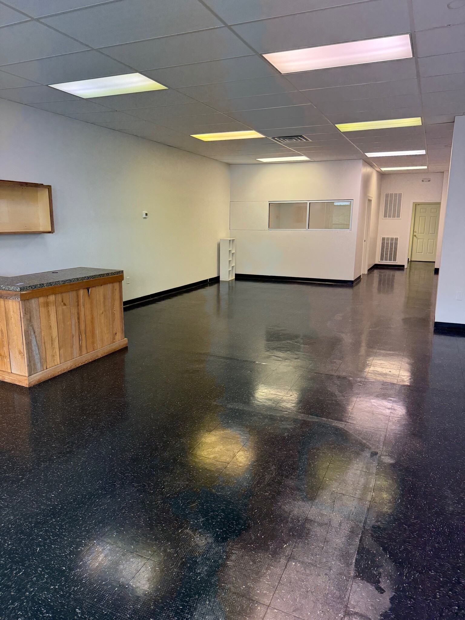 4924 Main St, Shallotte, NC for lease Interior Photo- Image 1 of 8