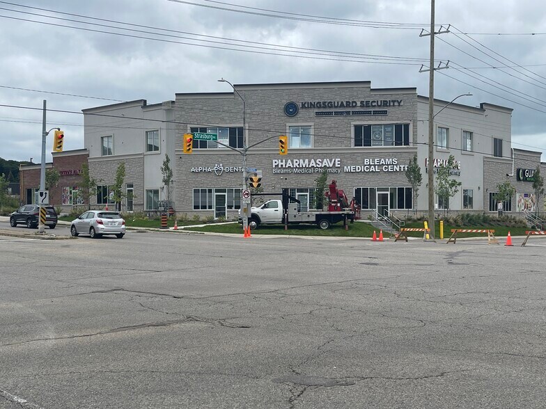 1241 Strasburg Rd, Kitchener, ON à vendre - Photo du bâtiment - Image 1 de 24