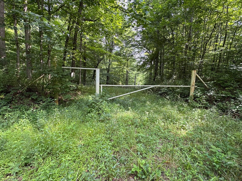 8441 Millertown Rd SE, Corning, OH for sale - Building Photo - Image 3 of 14