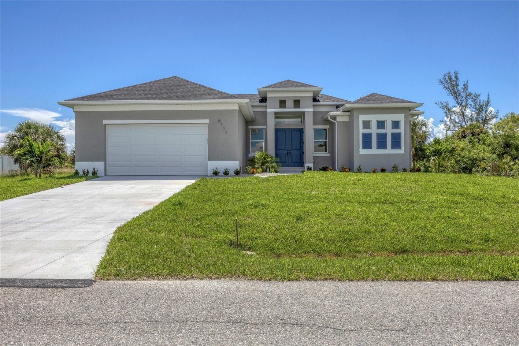 8111 Arlewood Cir, Port Charlotte, FL à vendre Photo principale- Image 1 de 1