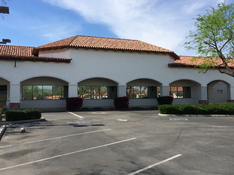 50929 Washington St, La Quinta, CA à louer - Photo du bâtiment - Image 2 de 8