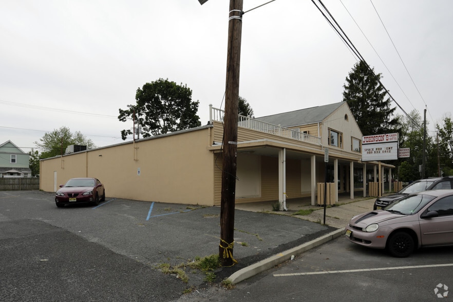 336 W Front St, Florence, NJ for lease - Building Photo - Image 2 of 6