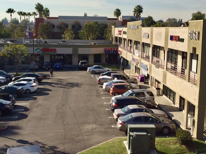5161 Pomona Blvd, Los Angeles, CA à louer - Photo du bâtiment - Image 2 de 2