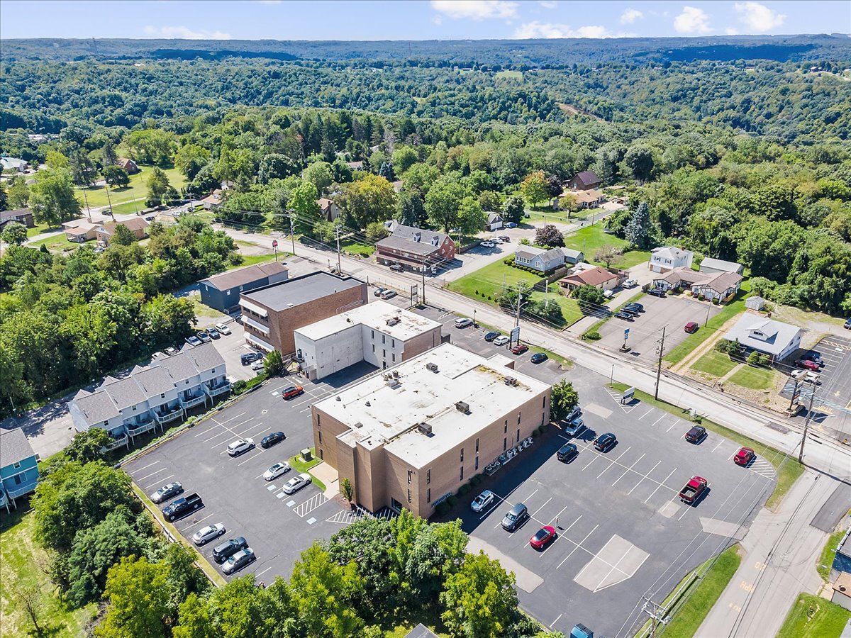 3578 Brodhead Rd, Monaca, PA for lease Primary Photo- Image 1 of 109
