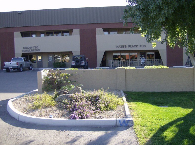 5235 S Kyrene Rd, Tempe, AZ à louer - Photo du bâtiment - Image 3 de 3