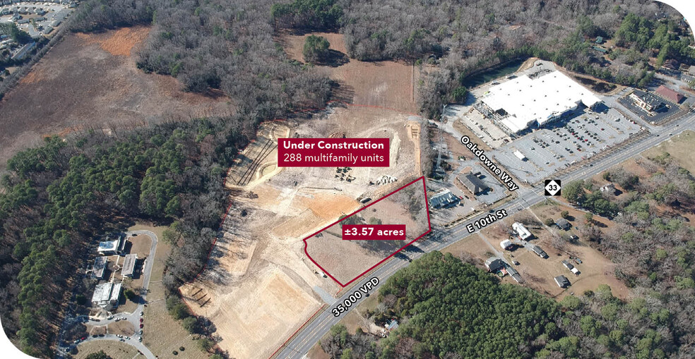 1100 Mann Farm Ln, Greenville, NC for sale - Aerial - Image 1 of 4