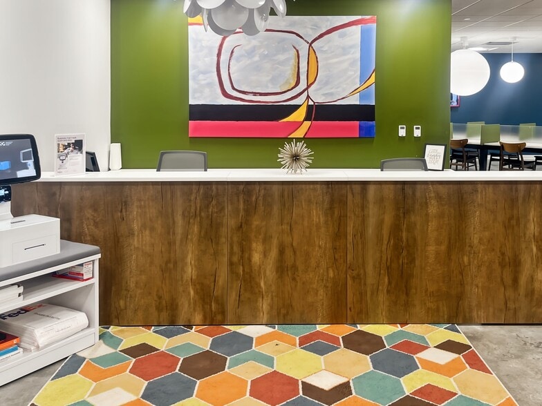 410 N Main St, Royal Oak, MI for lease - Interior Photo - Image 2 of 14