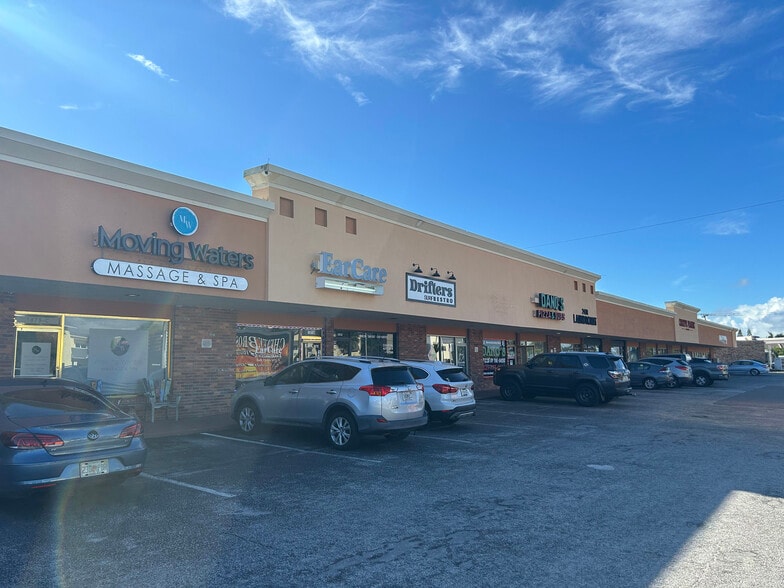 1855-1897 S Patrick Dr, Indian Harbour Beach, FL for lease - Building Photo - Image 3 of 16