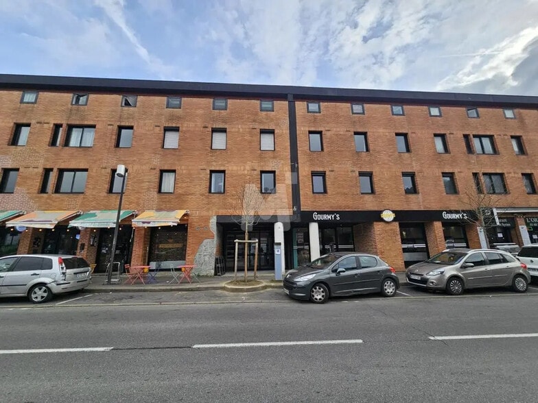 Office in Évry-Courcouronnes for lease - Building Photo - Image 1 of 11