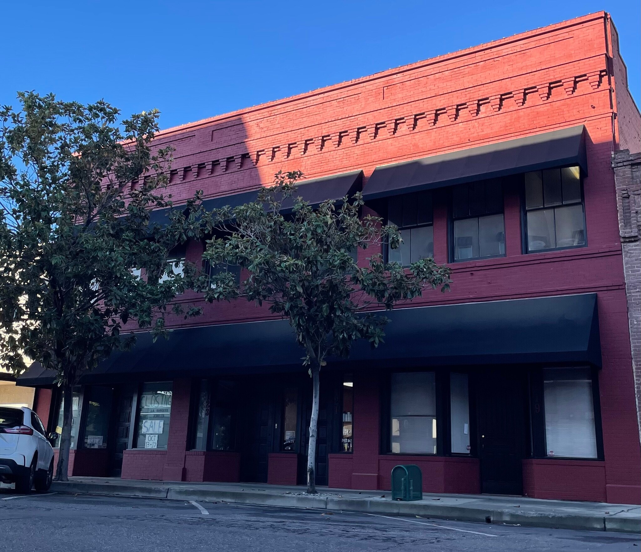 115-125 S Church St, Visalia, CA for sale Building Photo- Image 1 of 1