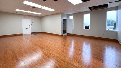 210 Pomeroy Ave, Meriden, CT for lease Interior Photo- Image 2 of 4