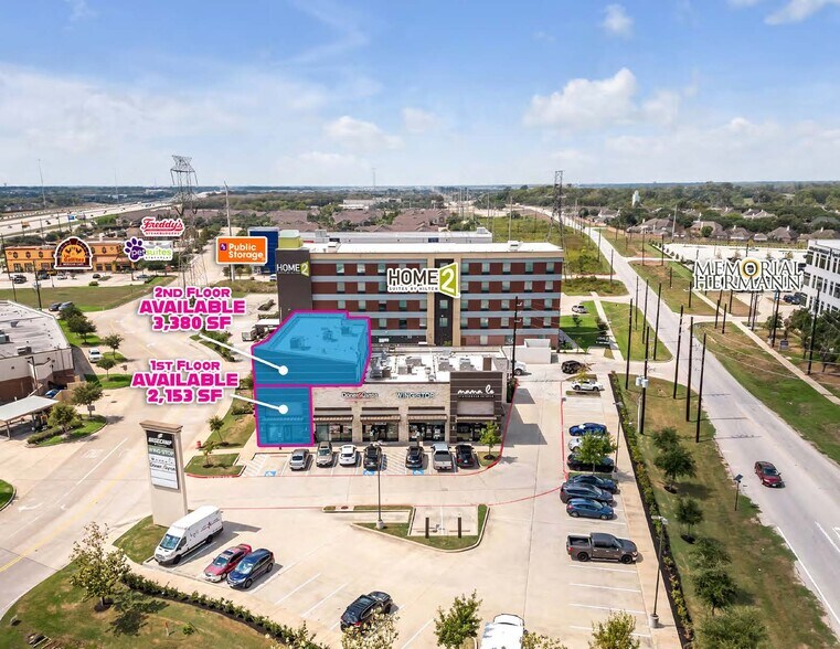 5400 Pointe West Cir, Richmond, TX à louer - Photo du bâtiment - Image 2 de 11