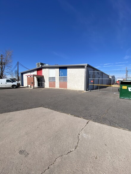 11799 E 30th Ave, Aurora, CO for sale - Primary Photo - Image 2 of 21