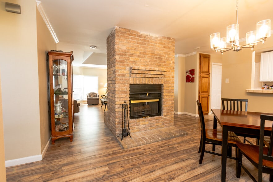 4020 River Oaks Cir, Temple, TX for sale - Building Photo - Image 2 of 31