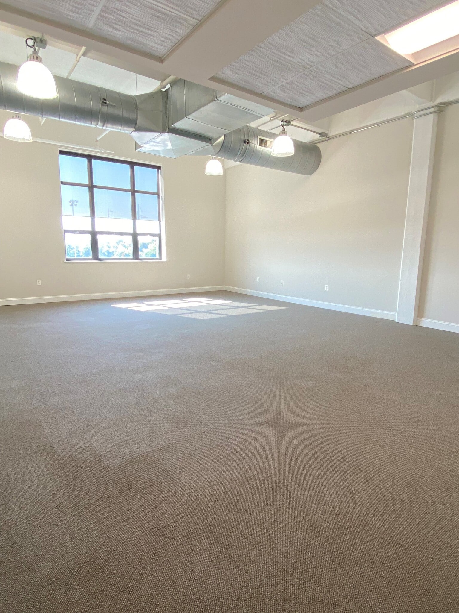 409 Joyce Kilmer Ave, New Brunswick, NJ for lease Building Photo- Image 1 of 4