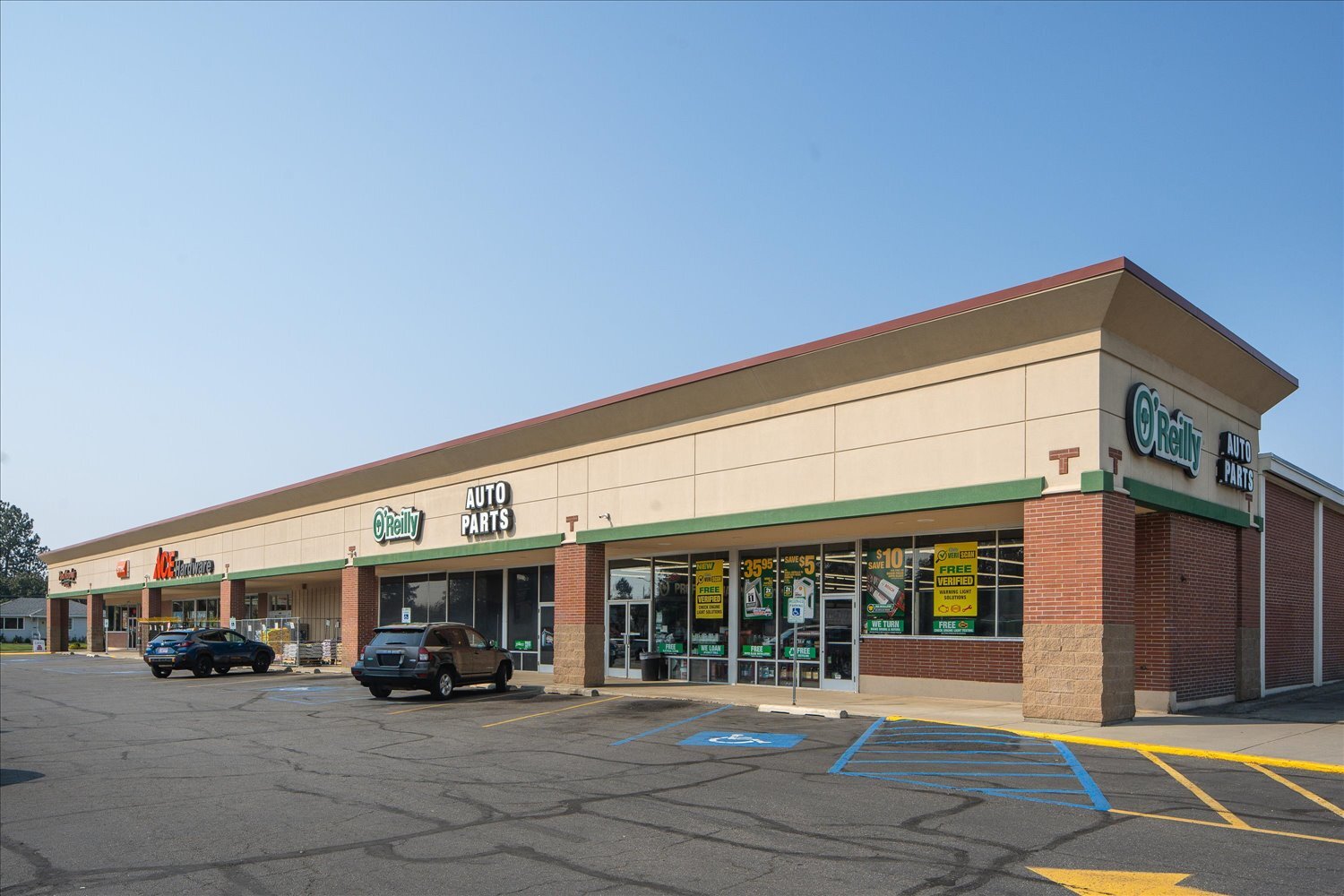 1608 W Rowan Ave, Spokane, WA à vendre Photo principale- Image 1 de 2