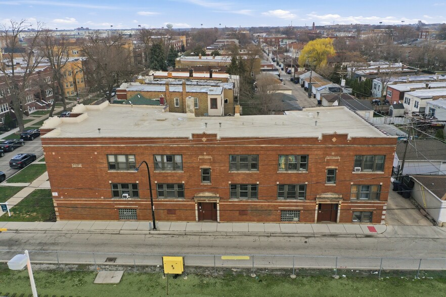 2119 S 51st Ave, Cicero, IL for sale - Building Photo - Image 3 of 24