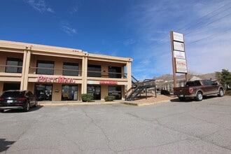 255 Shadow Mountain Dr, El Paso, TX for lease Building Photo- Image 1 of 3