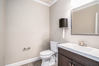 920 Holcomb Bridge Rd, Roswell, GA à louer Photo du bâtiment- Image 2 de 15