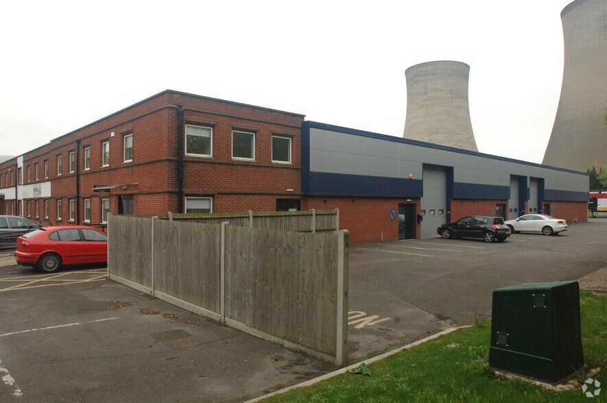 Basil Hill Rd, Didcot à louer - Photo du bâtiment - Image 2 de 6