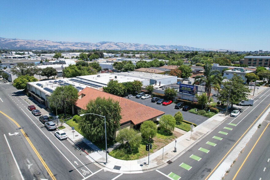 1156 N 4th St, San Jose, CA à vendre - Photo du bâtiment - Image 2 de 31