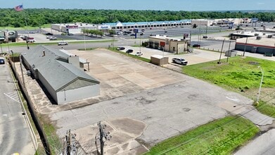 2120 N 14th St, Ponca City, OK for lease Aerial- Image 2 of 19