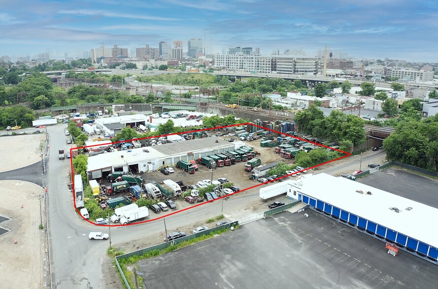 25 Van Keuren Ave, Jersey City, NJ for lease - Building Photo - Image 2 of 3