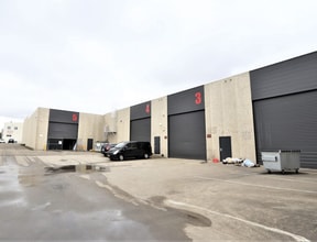 4 Brunker Rd, Chullora à louer Photo du bâtiment- Image 1 de 1