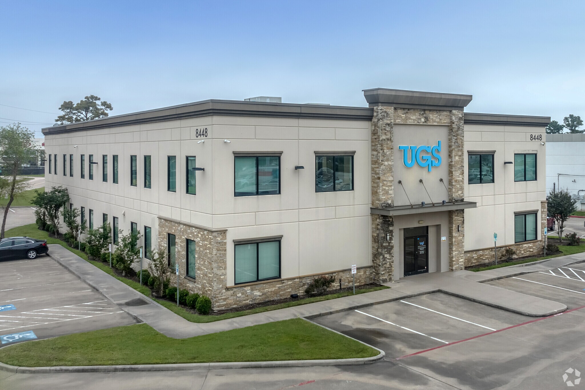8448 N Sam Houston Pky W, Houston, TX for sale Building Photo- Image 1 of 6