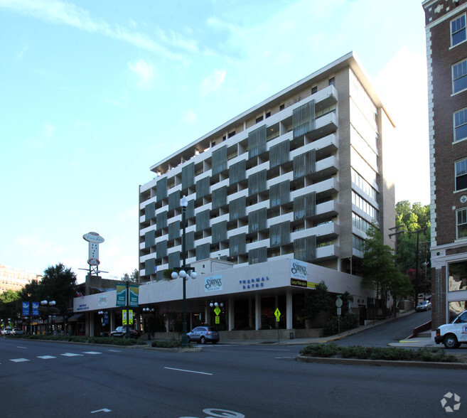 135 Central Ave, Hot Springs National Park, AR for sale - Primary Photo - Image 1 of 1