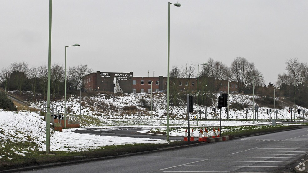 Ferry Ln, Felixstowe à louer - Photo du bâtiment - Image 3 de 9