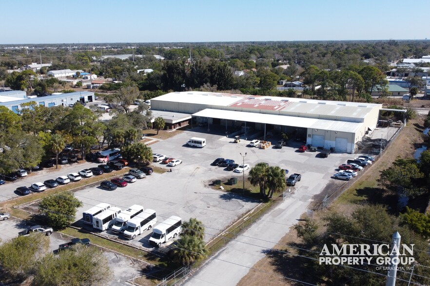 1800 N East Ave, Sarasota, FL à louer - Photo du bâtiment - Image 2 de 4