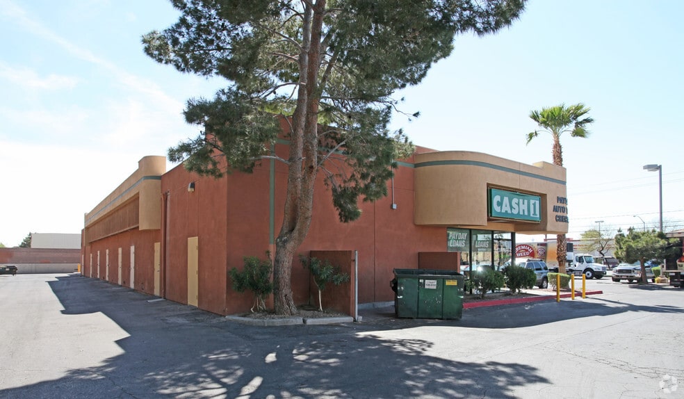 865 N Lamb Blvd, Las Vegas, NV for lease - Building Photo - Image 3 of 5