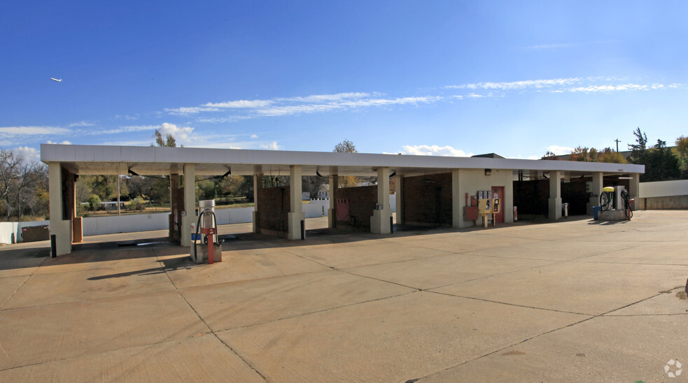 1300 S Post Rd, Oklahoma City, OK for sale - Building Photo - Image 1 of 2